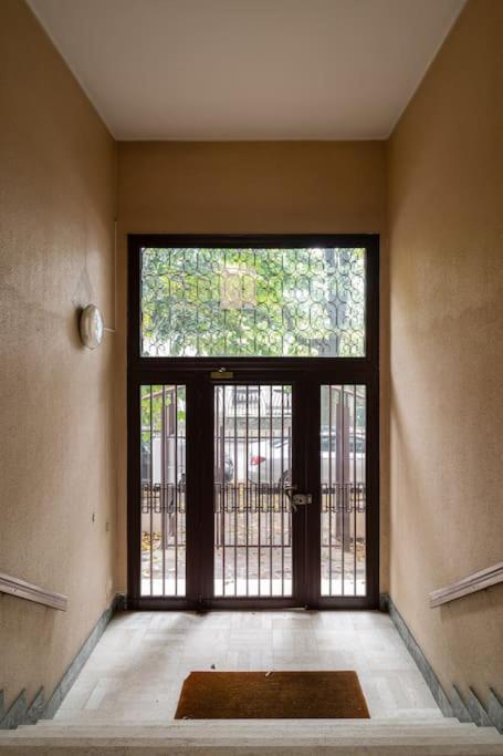 Appartamento Lussuoso Lodi Exterior photo